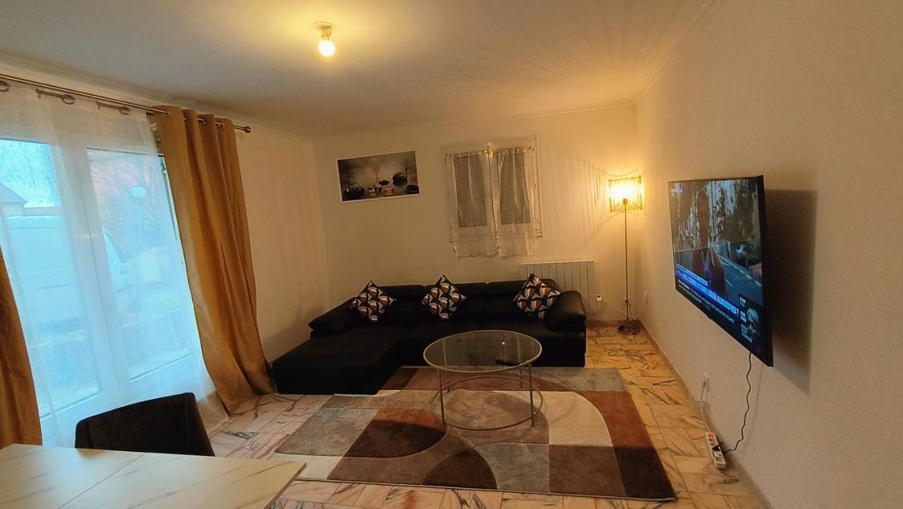 Cosy A Apartment